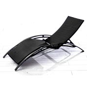 chaise longue design en resine tressee - noir